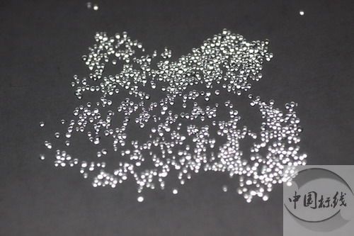 龙口金属表面处理厂喷砂玻璃微珠清理